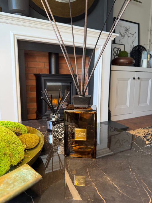 Oud Wood 1000ml Luxury Diffuser