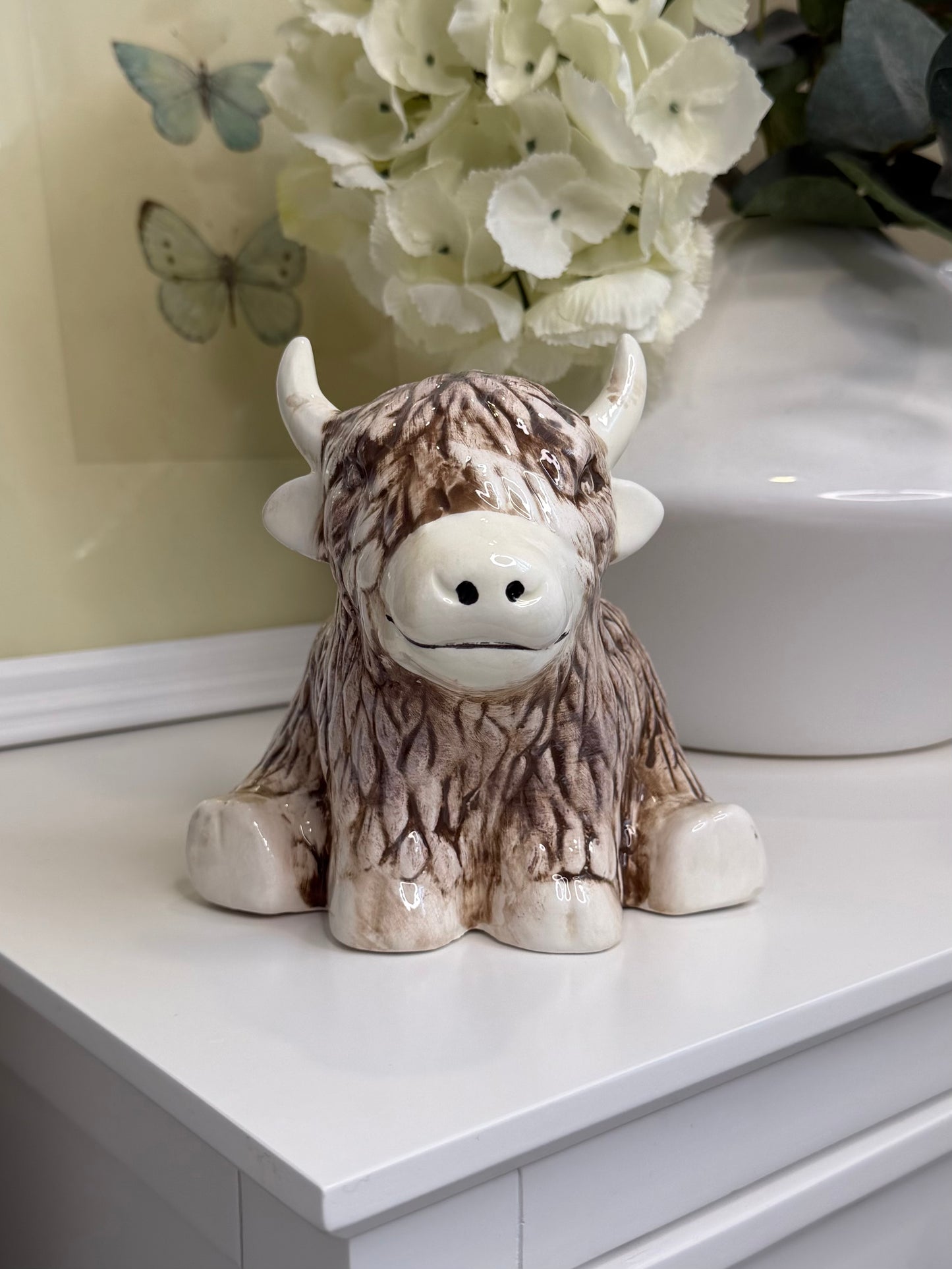 Highland Cow Wax Burner Sitting down